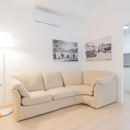 White View By Rent Apartmán