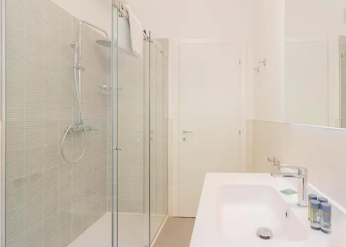 Apartamento White View Como